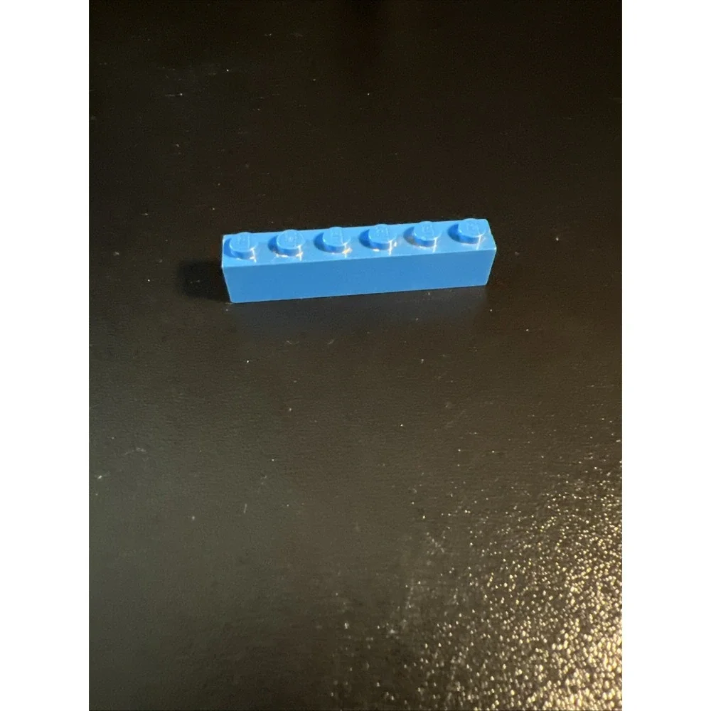 VTG 1970s LEGO Blue Brick 1 x 6 with Black Car Grille 710 730 382‎ 565 #3009p01